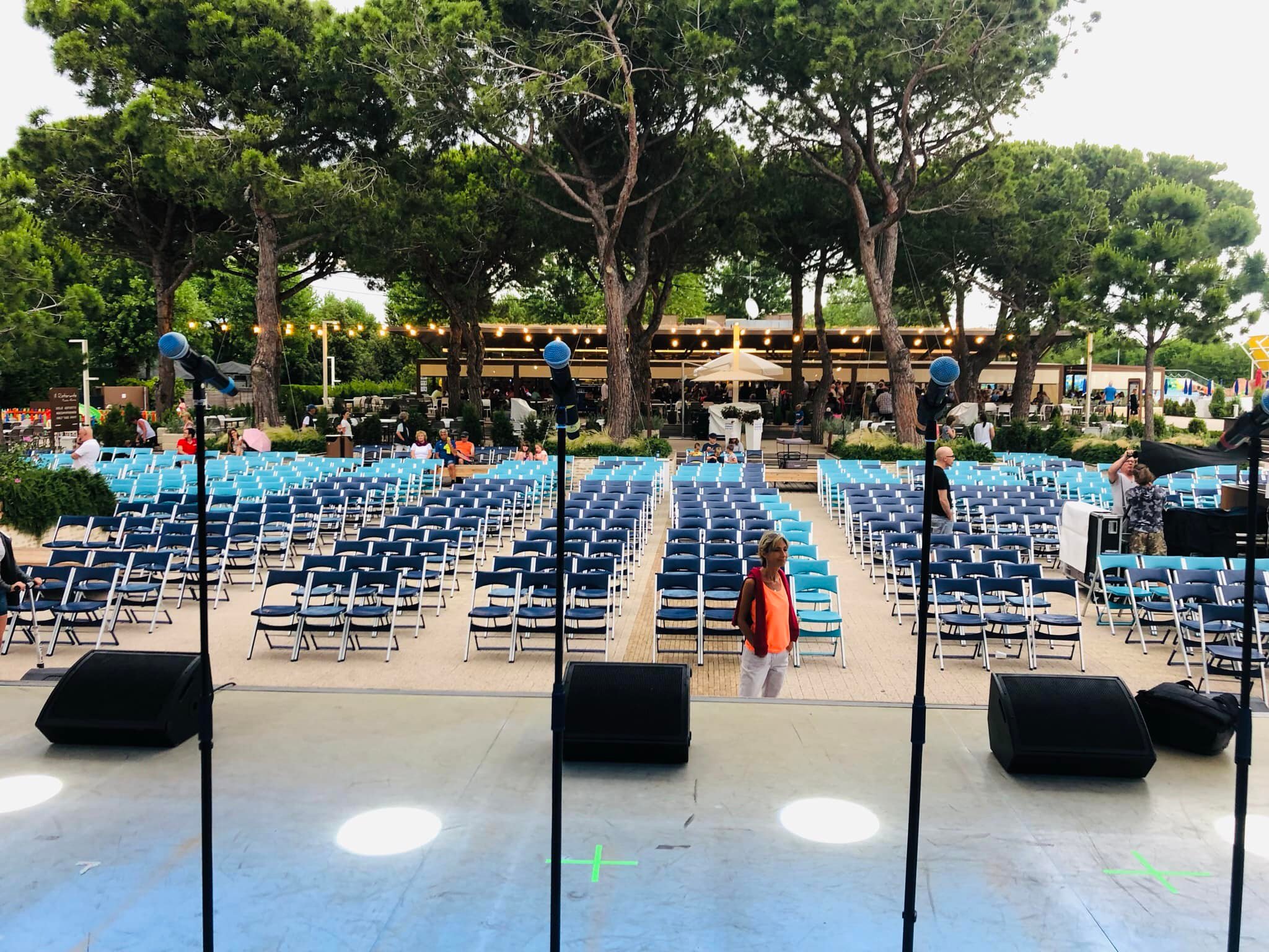 Allestimento palcoscenico Broadway Celebration Marina di Venezia